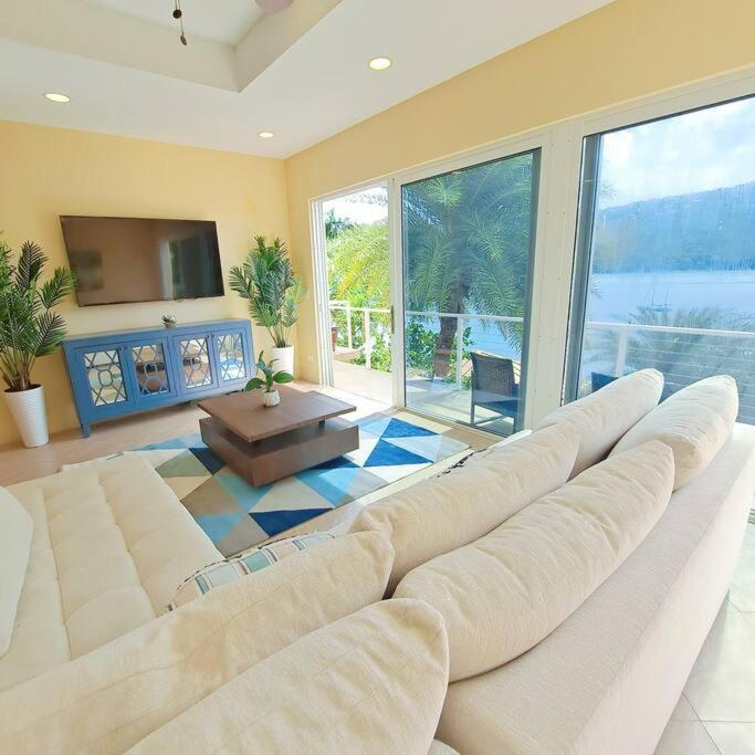 Sailfish Villa Luxury Beachfront Estate Magens Bay Cruz Bay Exteriör bild